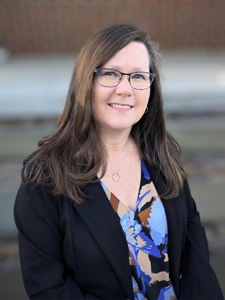 Leslie Seger Profile Photo