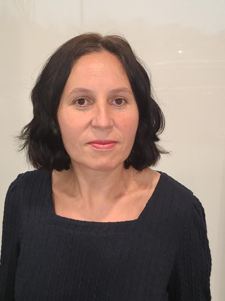 Simona Anton Profile Photo