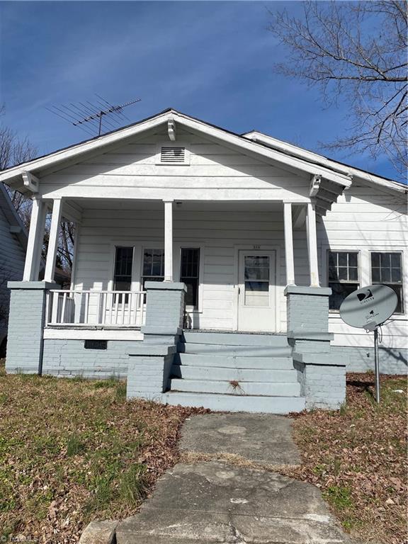 304 W Ray Avenue Property Photo 1