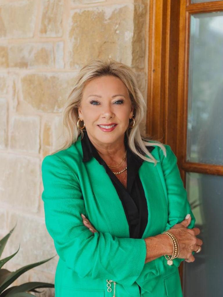 Terri Nix Profile Image