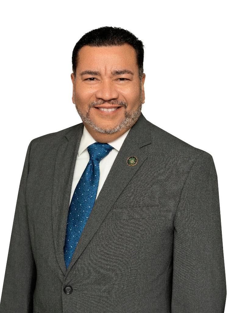 Nelson Santiago Profile Image
