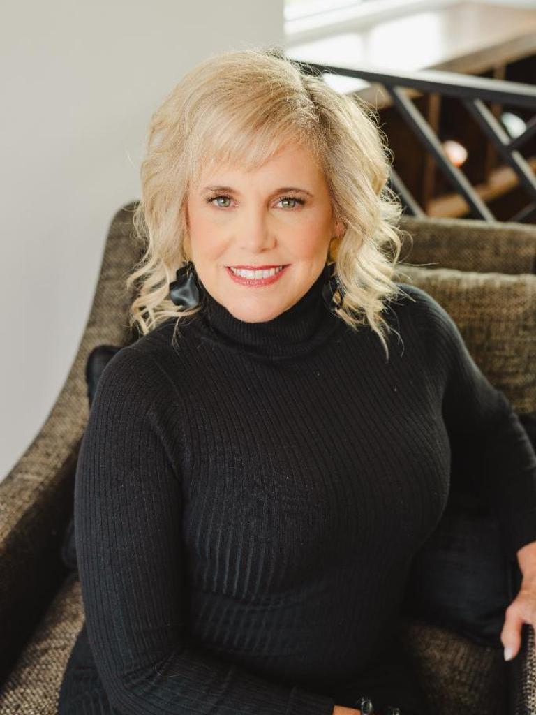 Debbie Harris Profile Image