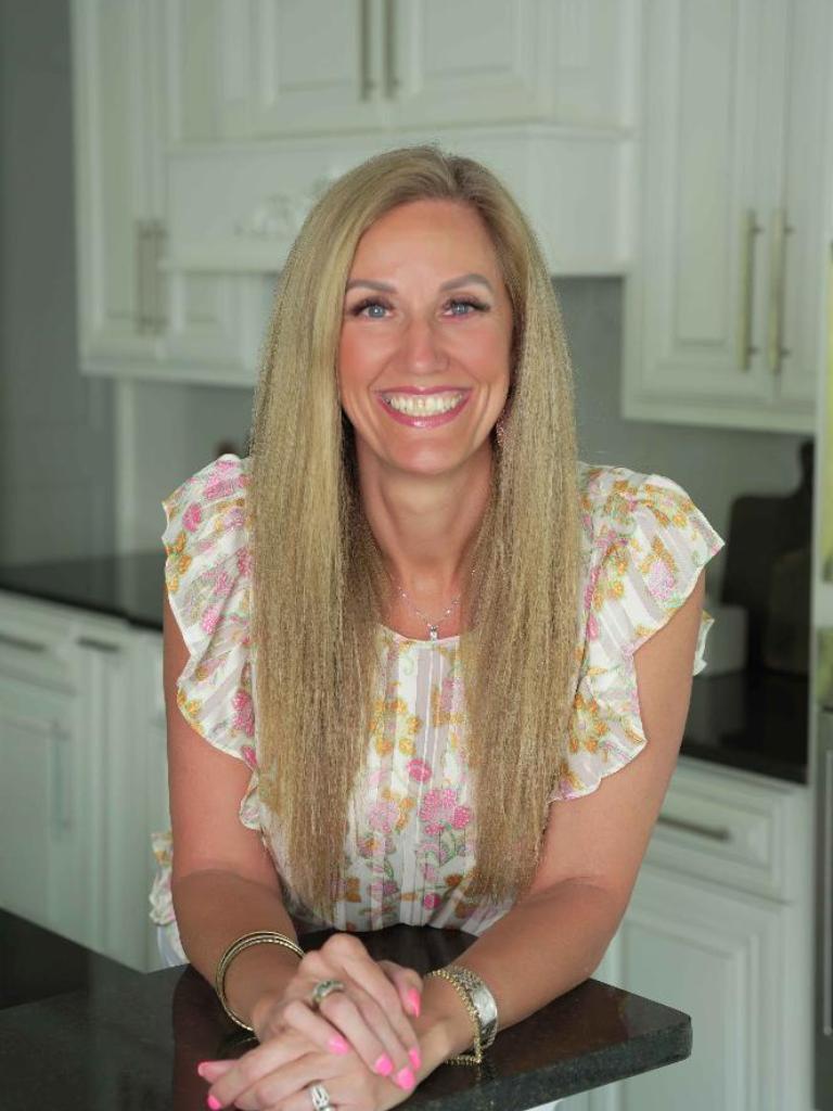 Rebecca Stevens Profile Photo