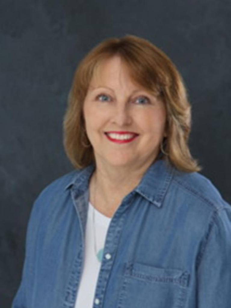 Debra Hollingsworth Profile Photo