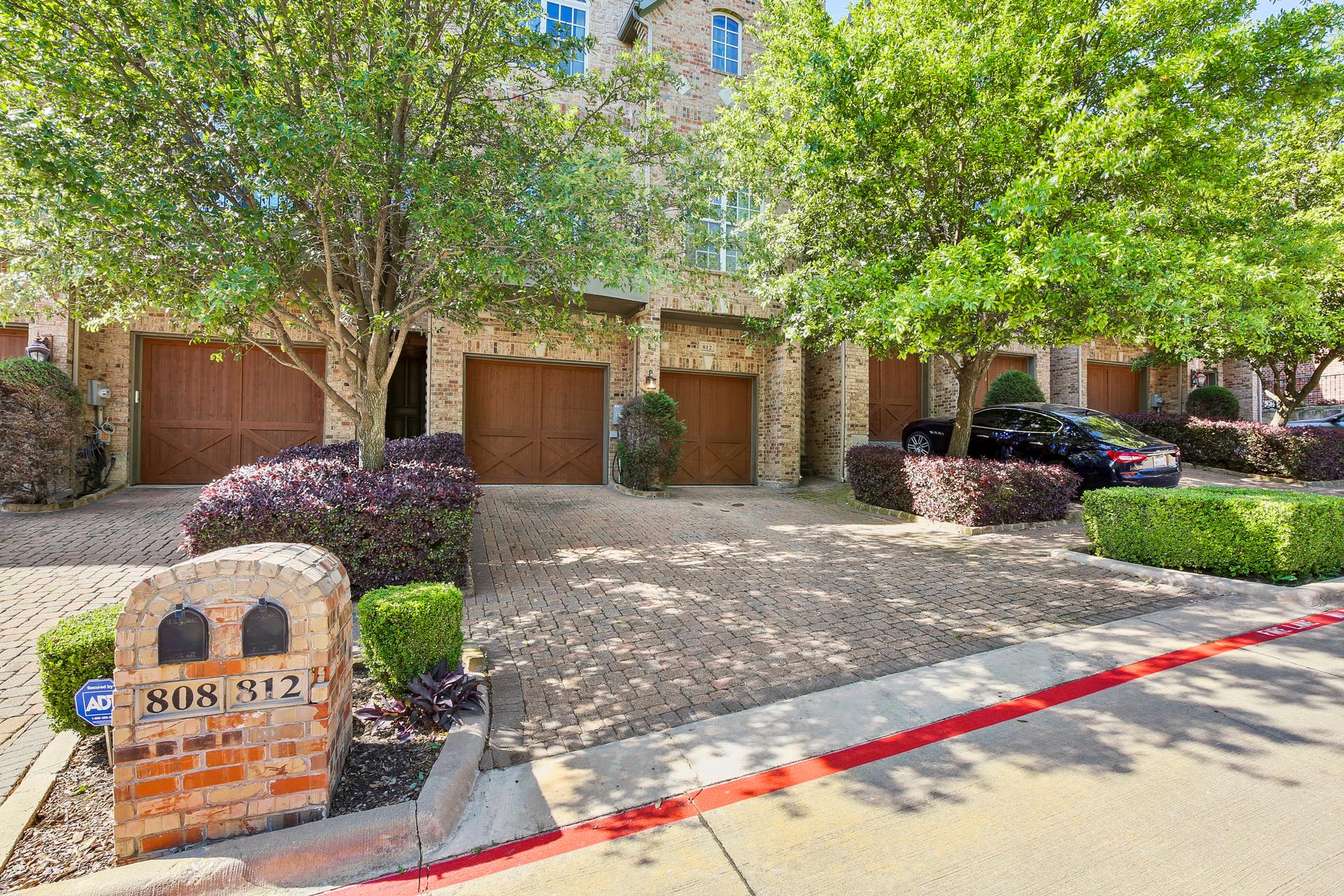 812 Rockingham Drive Property Photo 1