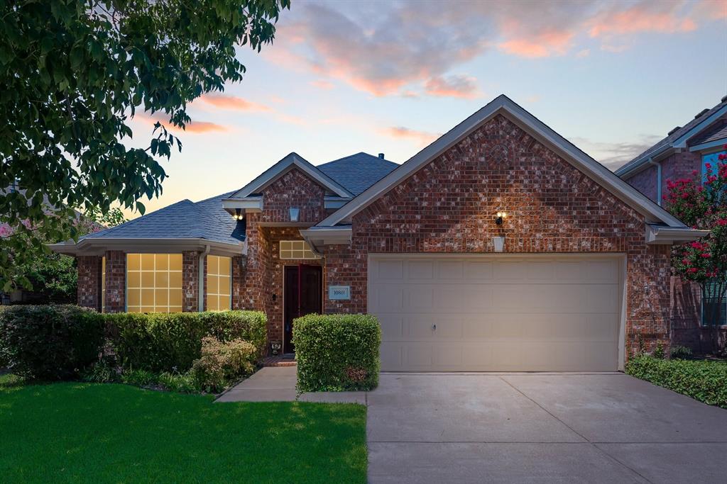 10801 J A Forster Drive Property Photo 1