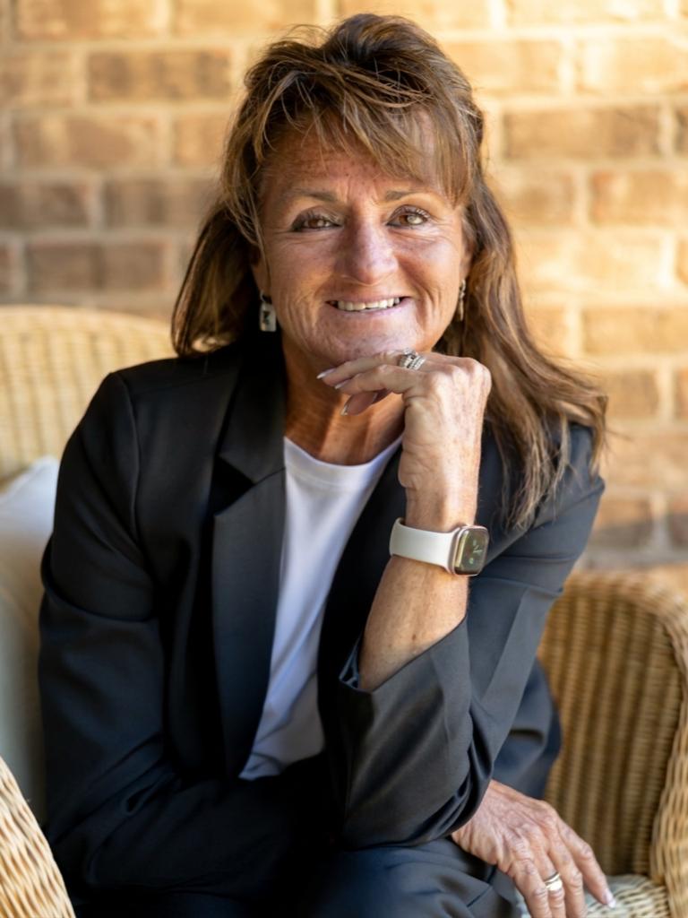 Kelli Johnson Profile Image