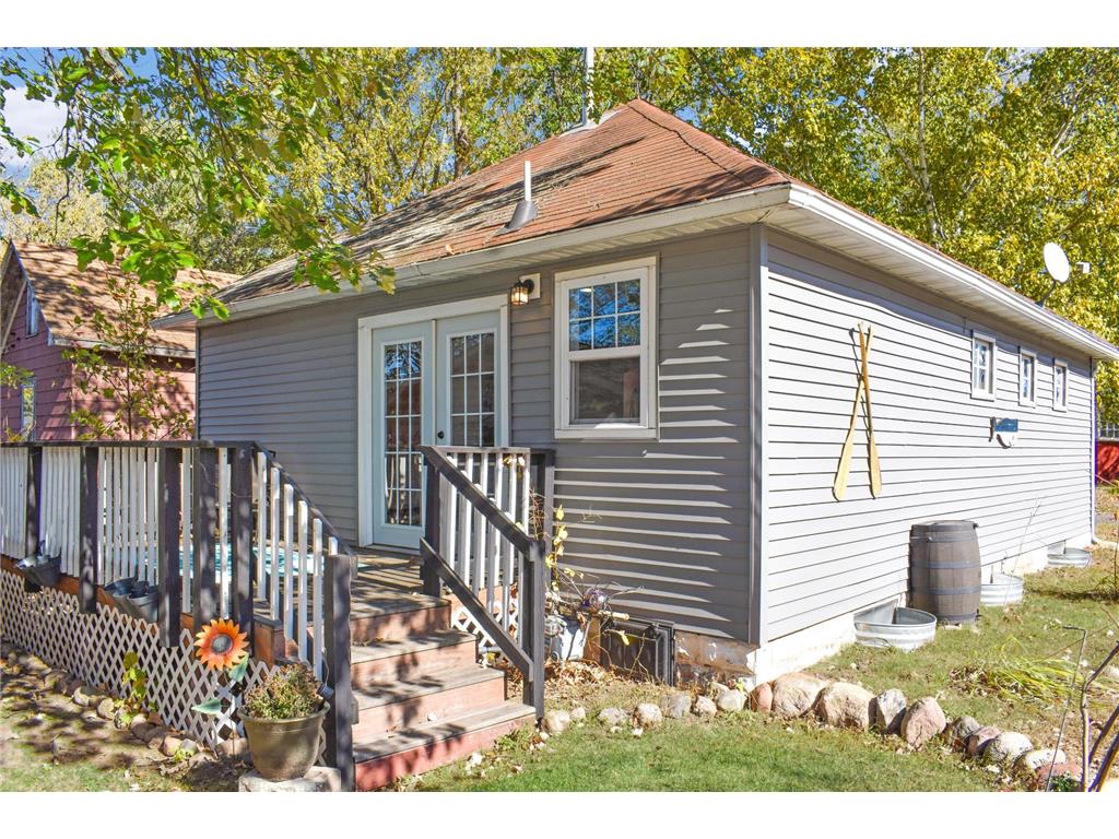 426 Erie Avenue Property Photo 2