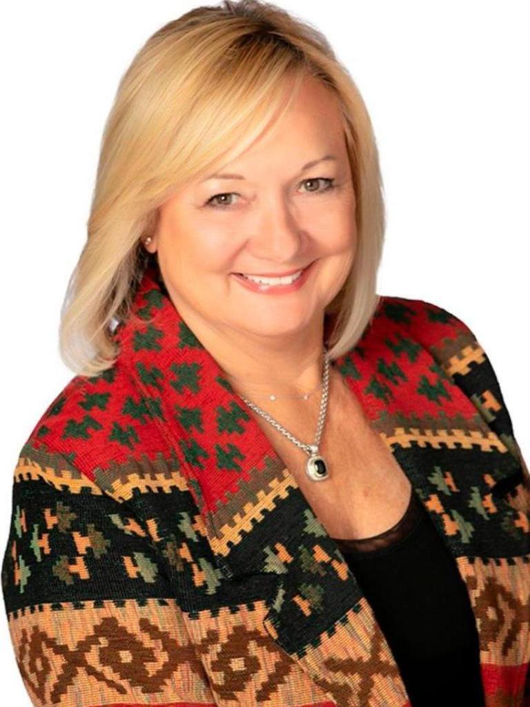 Mandy Lake Profile Photo