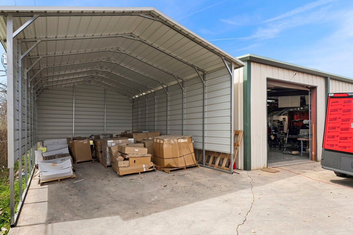 108 Commercial Pl Property Photo 7
