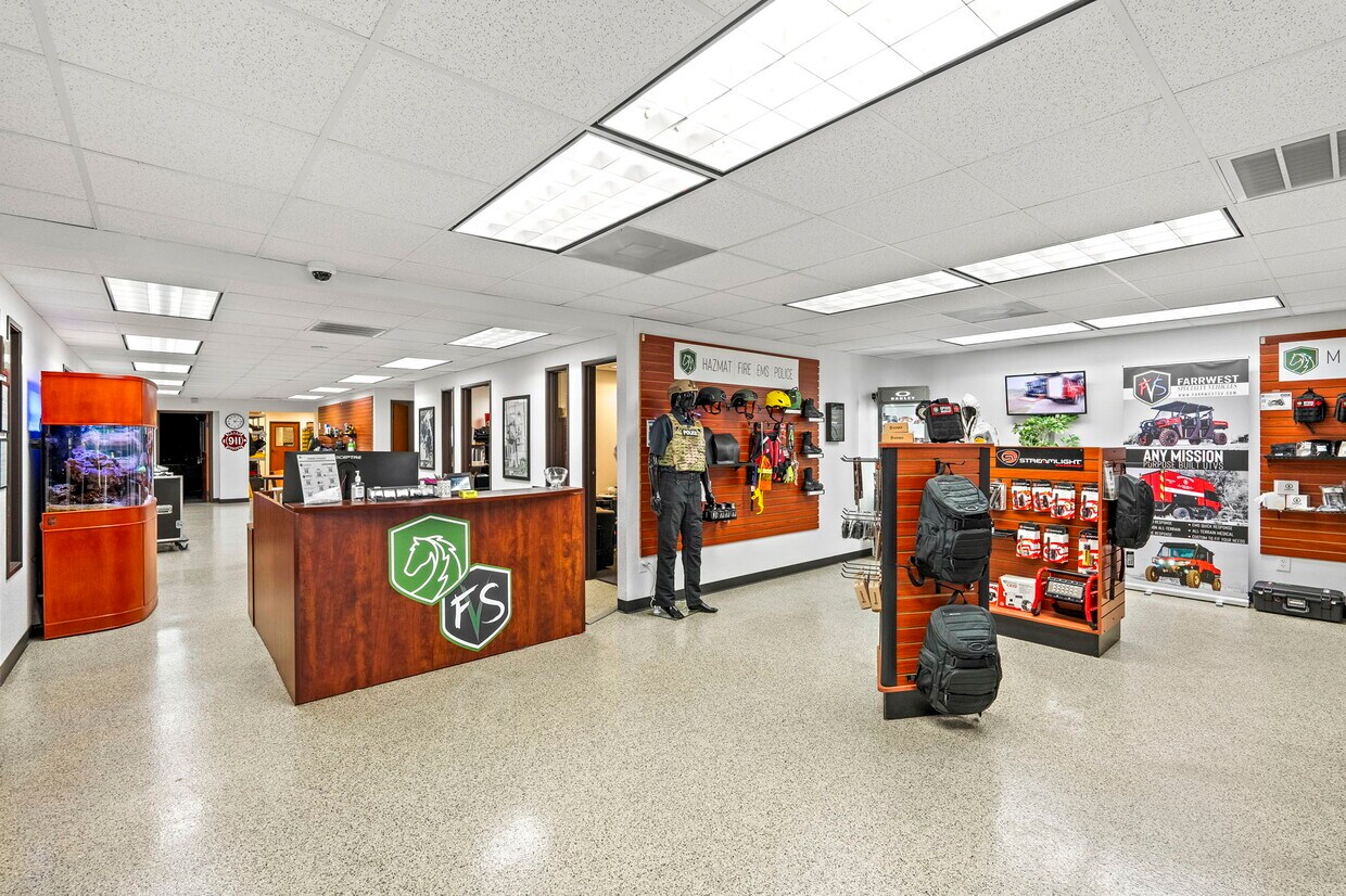 108 Commercial Pl Property Photo 8