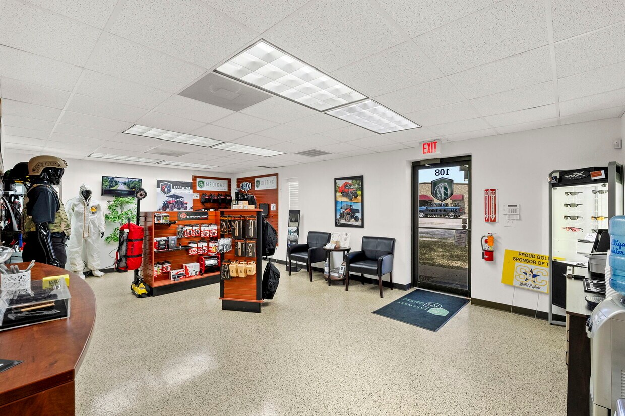 108 Commercial Pl Property Photo 10