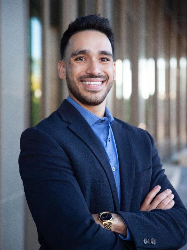 Alejandro Rocha Profile Image