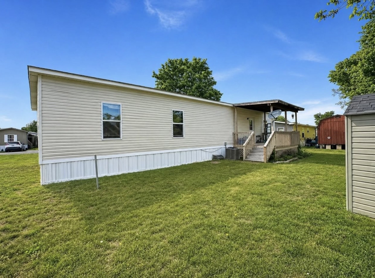 727 Dogwood Property Photo 8