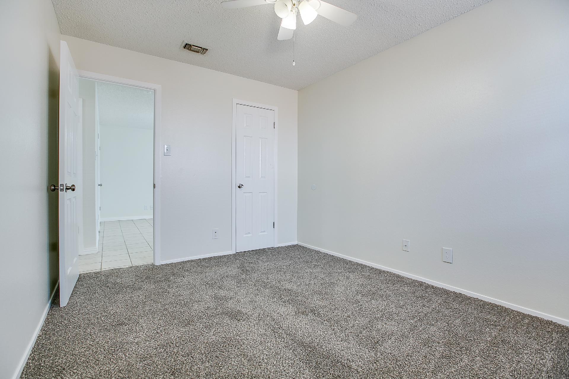 806 Van Zandt Street Property Photo 12