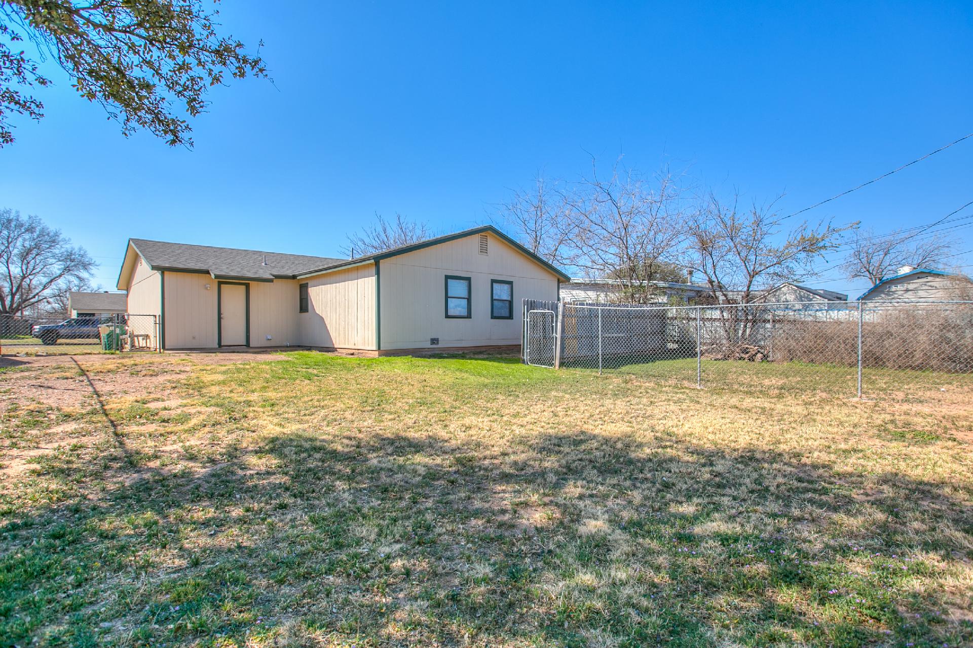 806 Van Zandt Street Property Photo 22