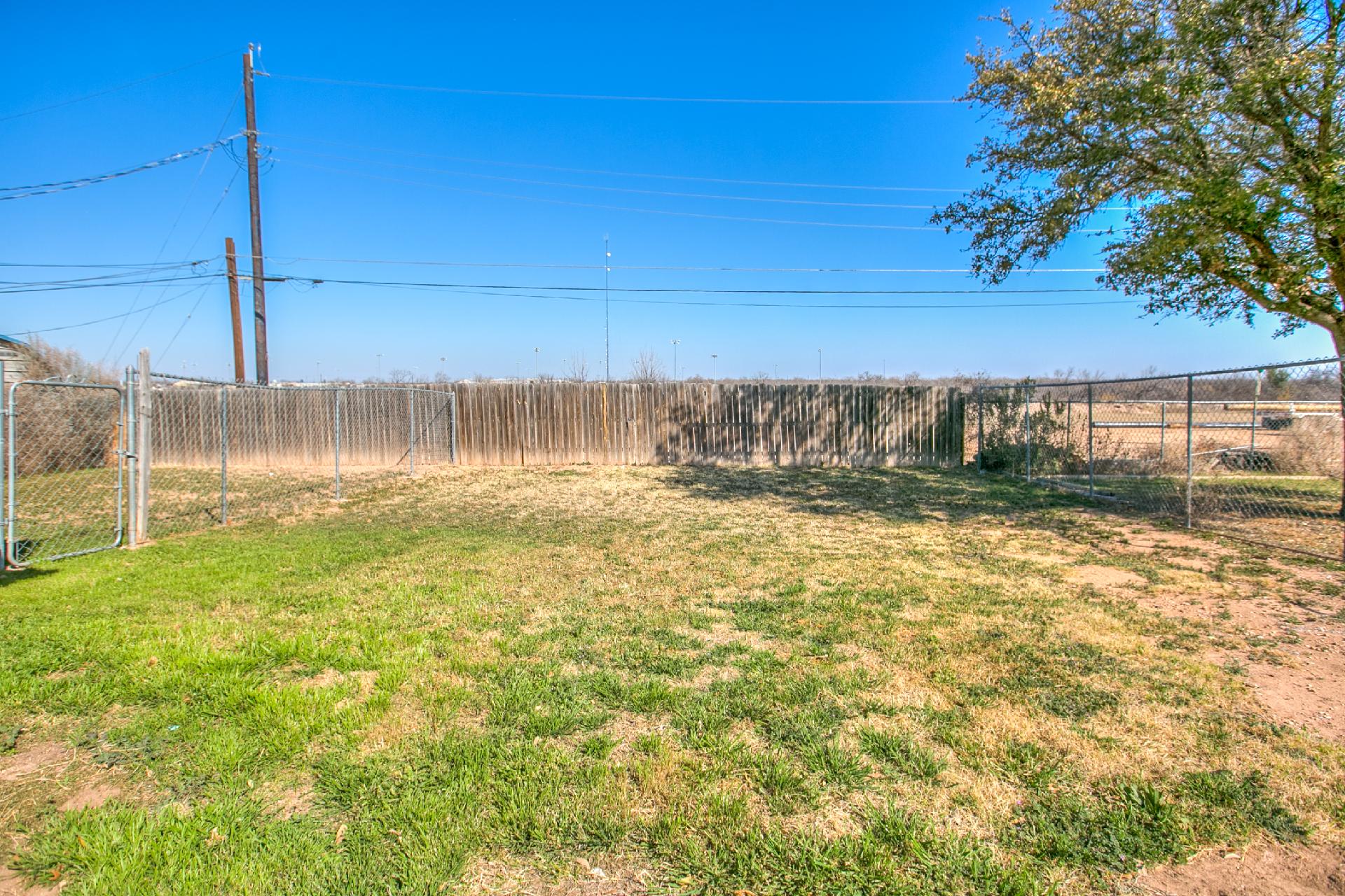 806 Van Zandt Street Property Photo 24