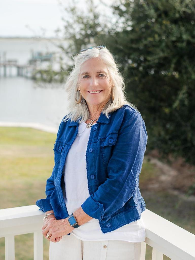 Carol Basnight Profile Photo