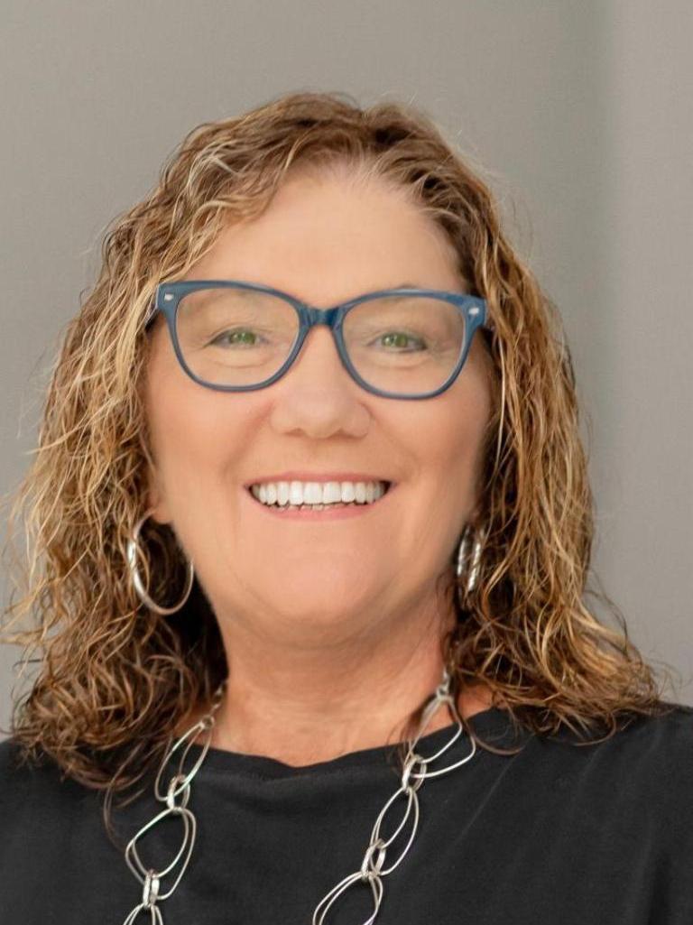 Elaine Garrett Profile Image