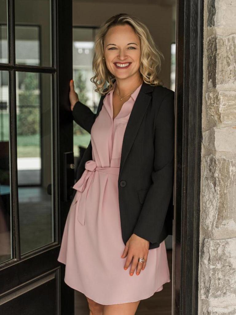 Leslie Wessel Profile Image