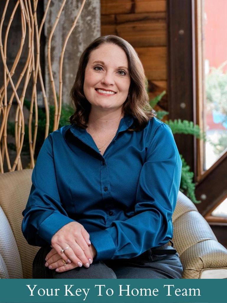 MEET Susan Brooks Image