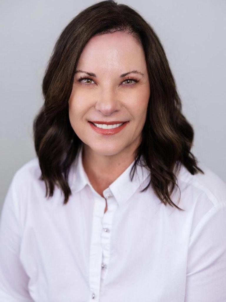Eva Aldridge Profile Photo