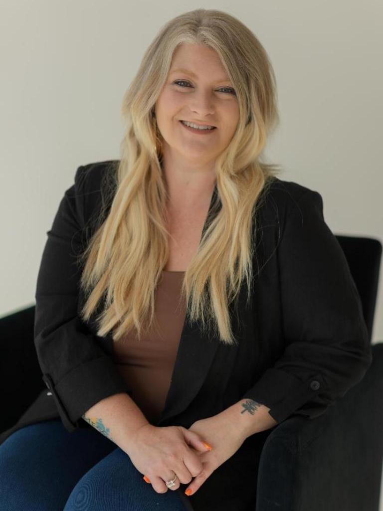 Danielle West Profile Photo