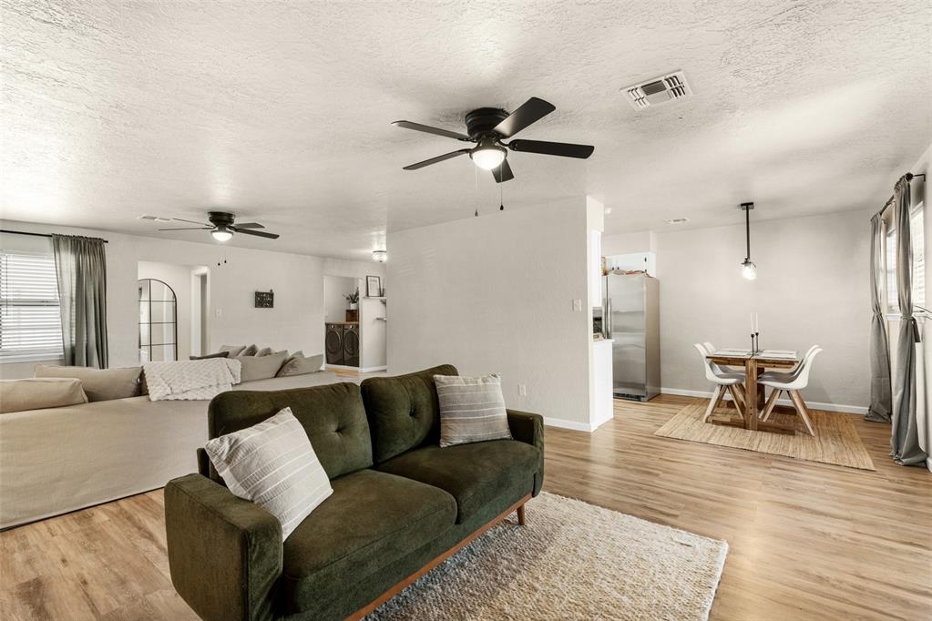 805 Nw 49th Street Property Photo 9