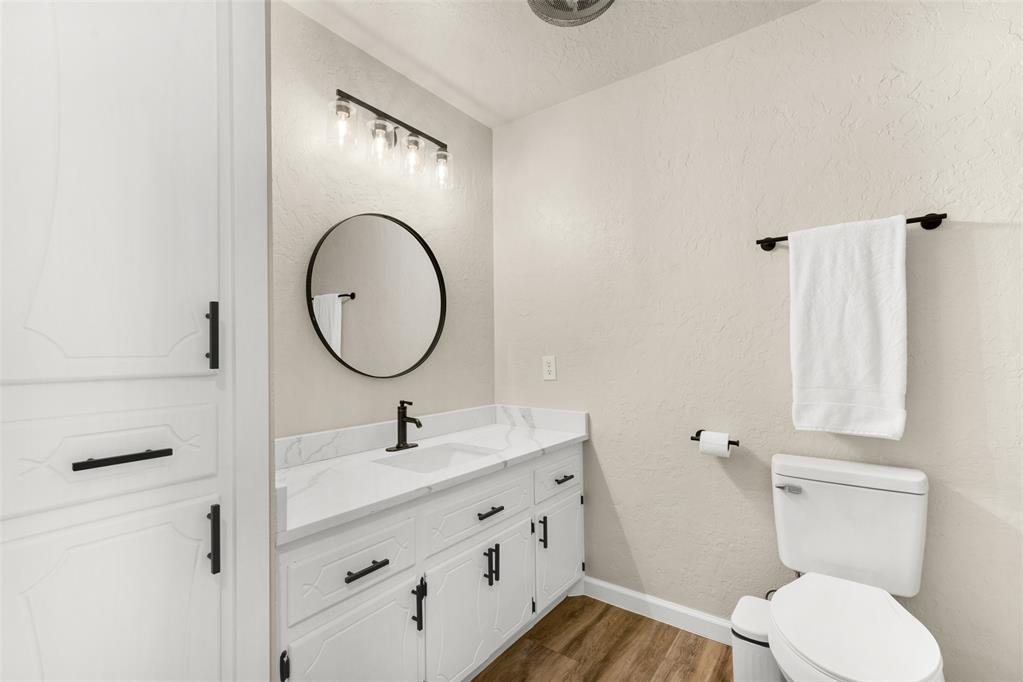 805 Nw 49th Street Property Photo 21