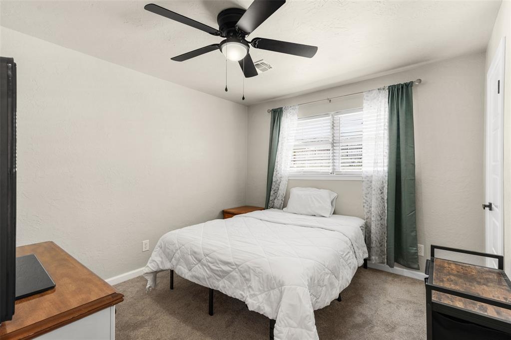 805 Nw 49th Street Property Photo 30