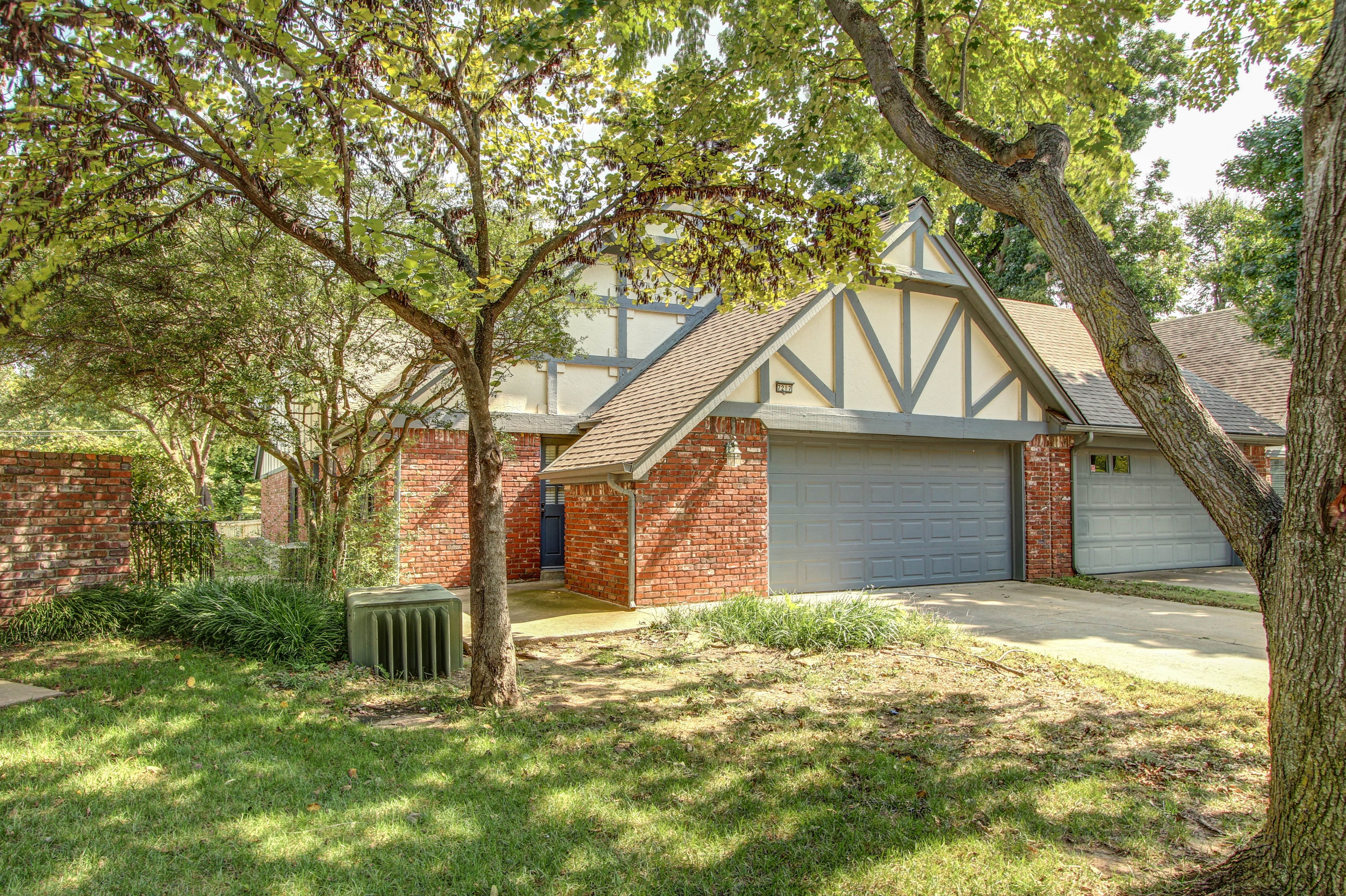 7217 S Jamestown Avenue Property Photo 1