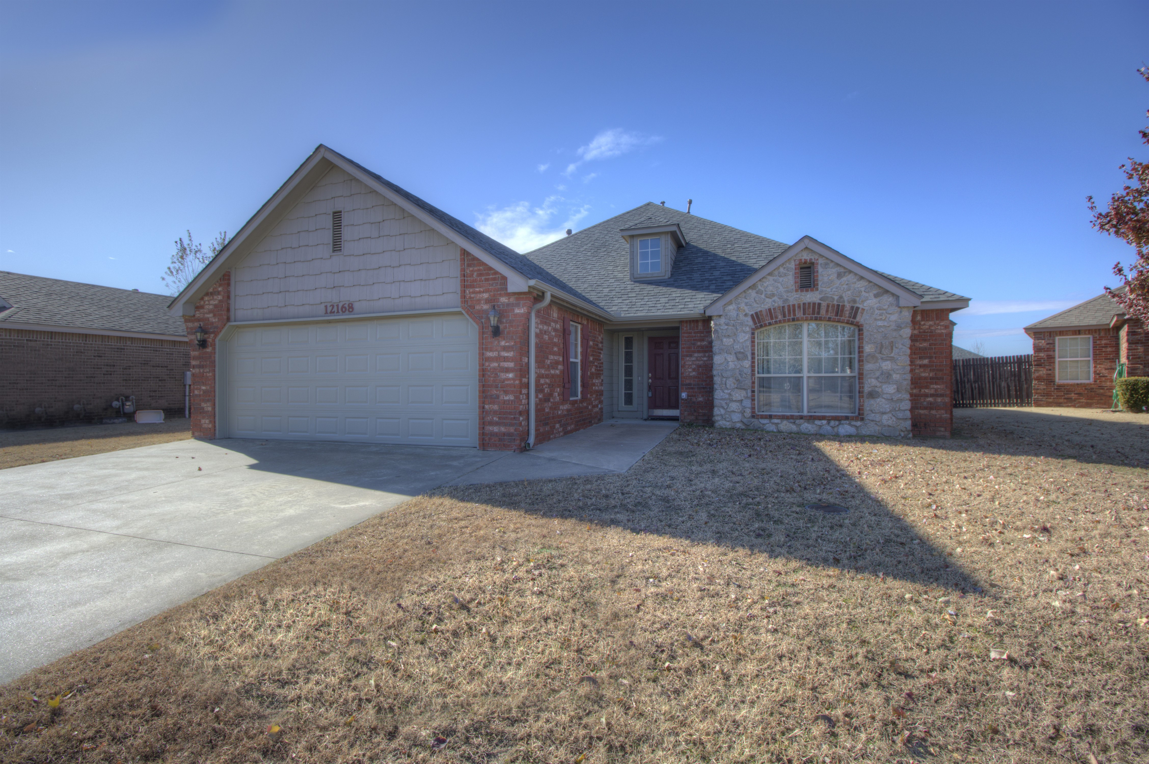12168 N 107th East Court Property Photo 1