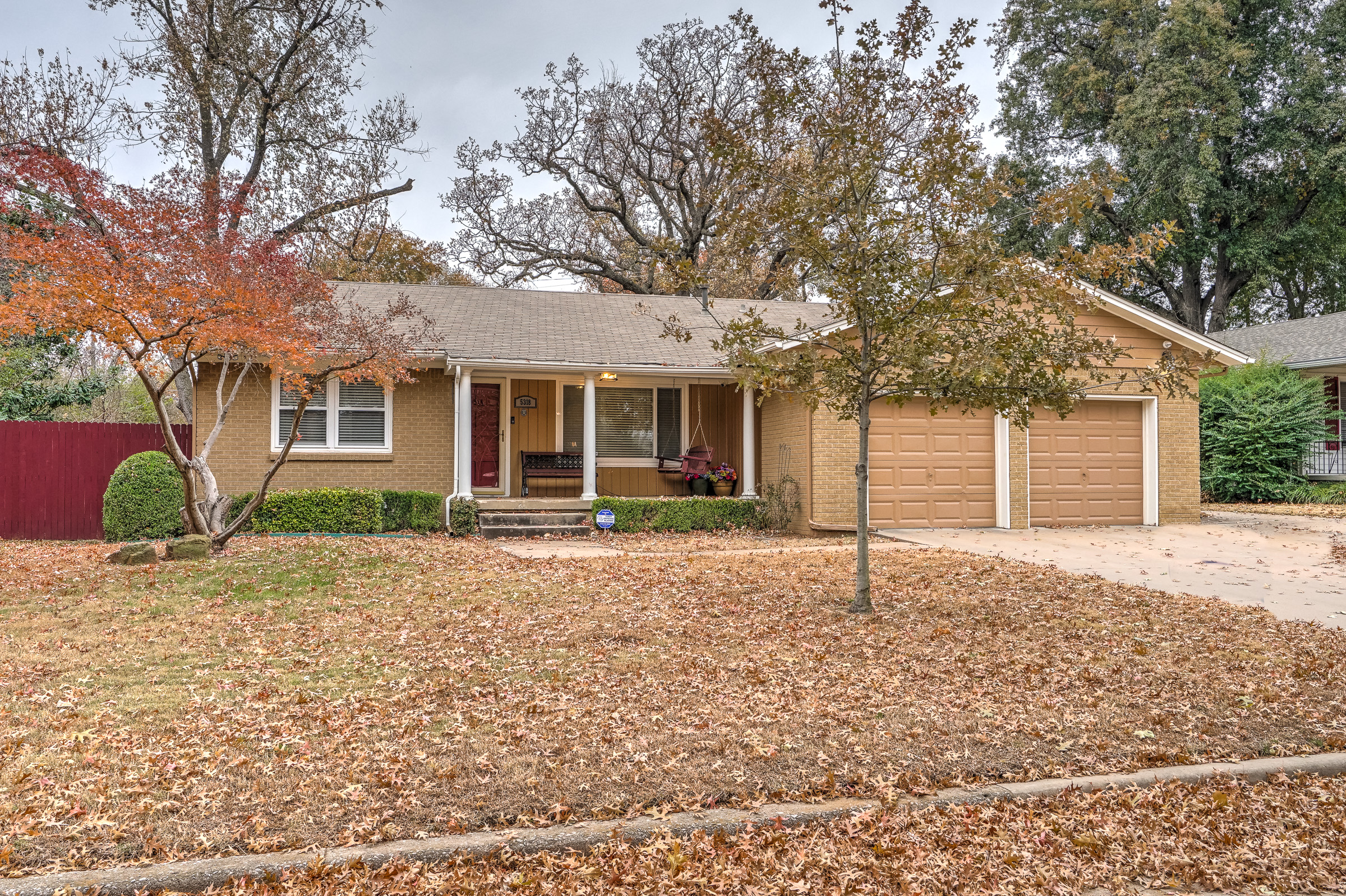 5318 S Delaware Avenue Property Photo 1