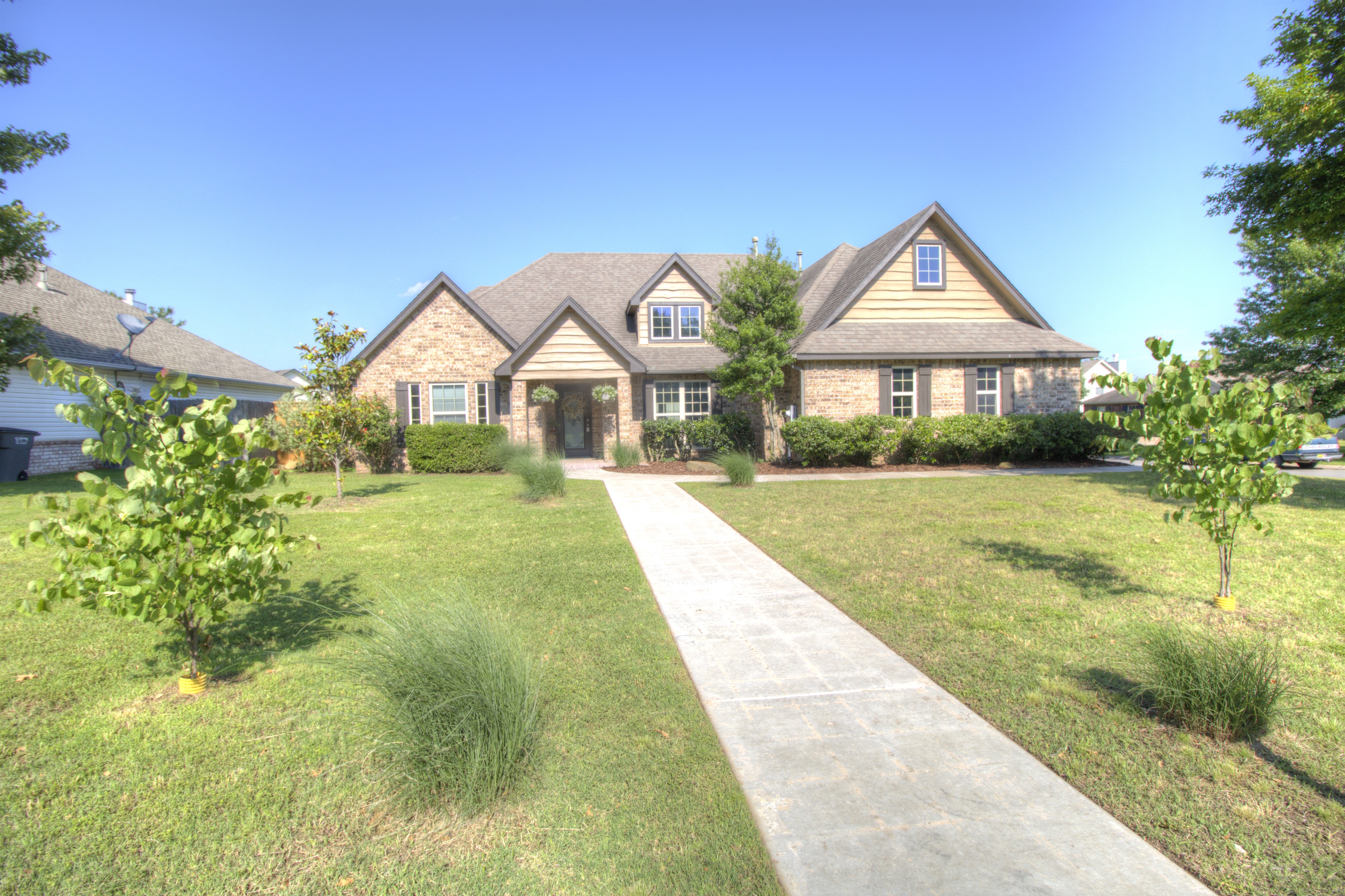 8023 Forrest Glenn Road Property Photo 1