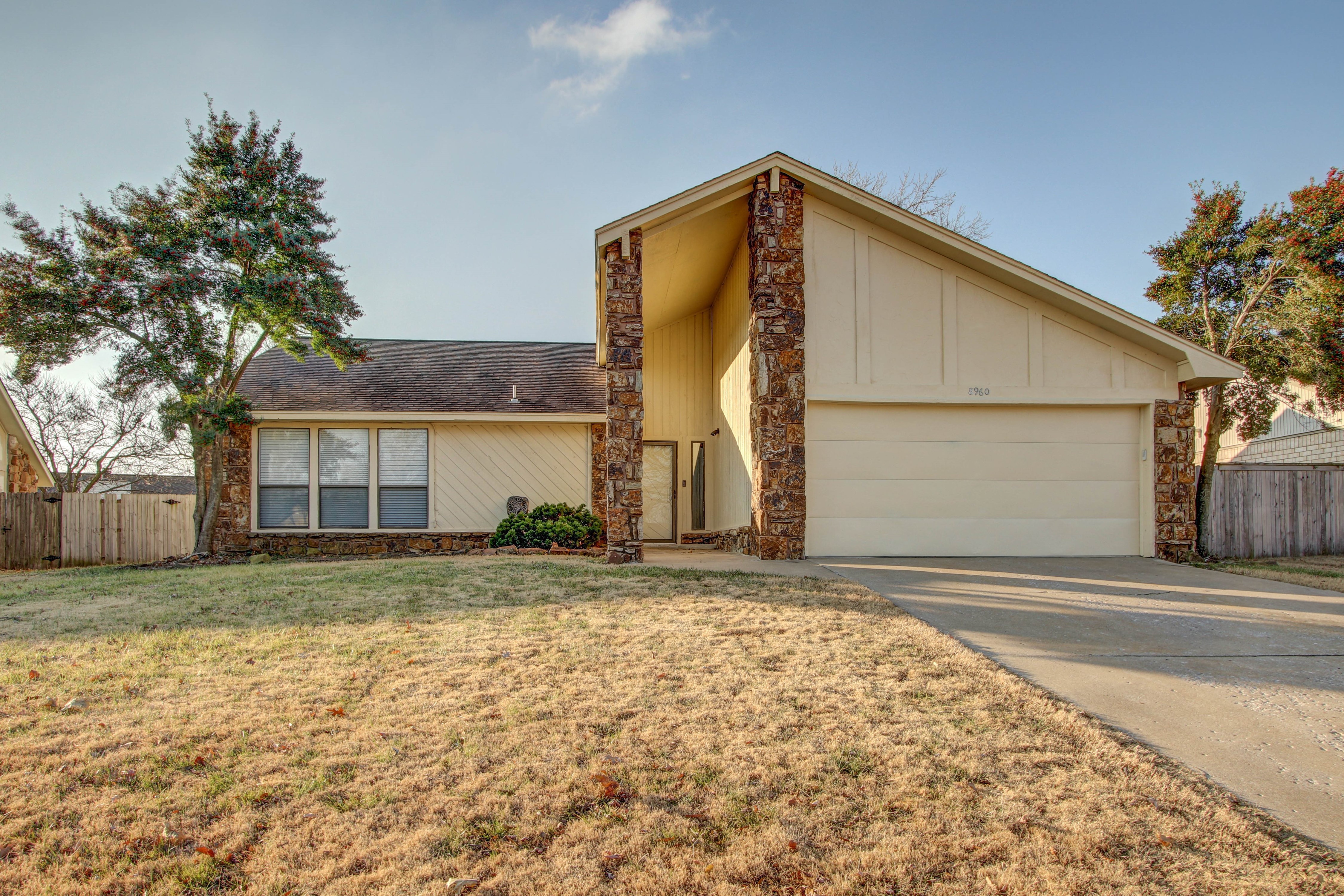 8960 E 59th Place Property Photo 1