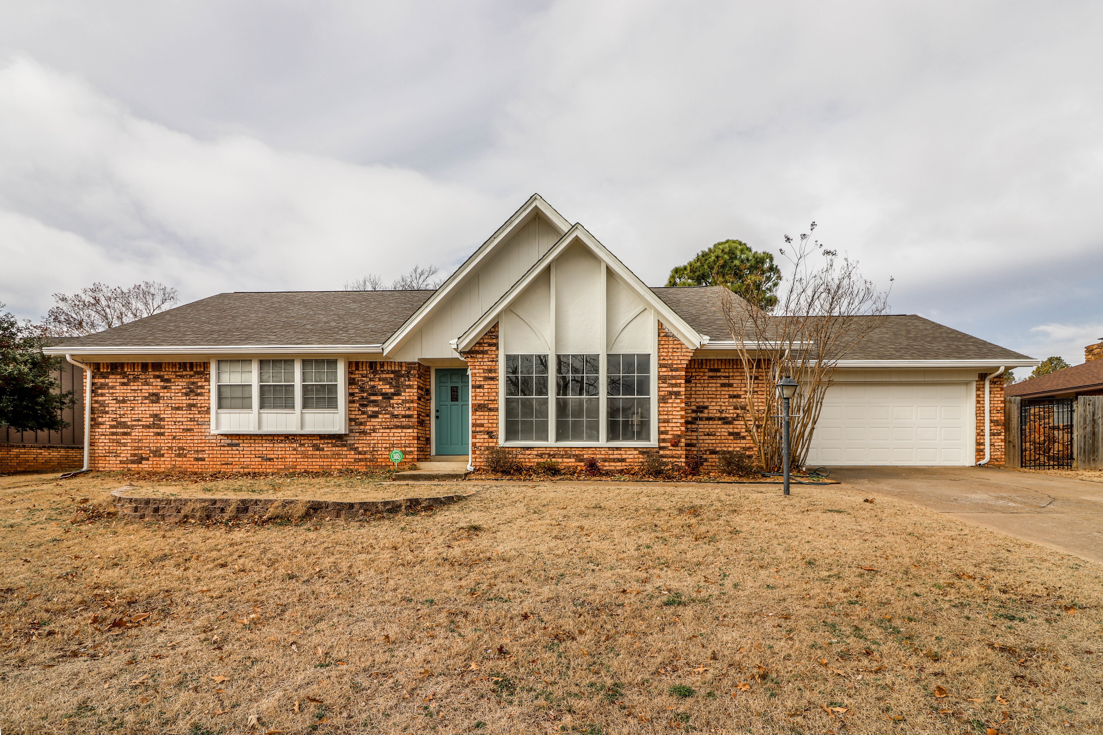 614 N Gum Street Property Photo 1