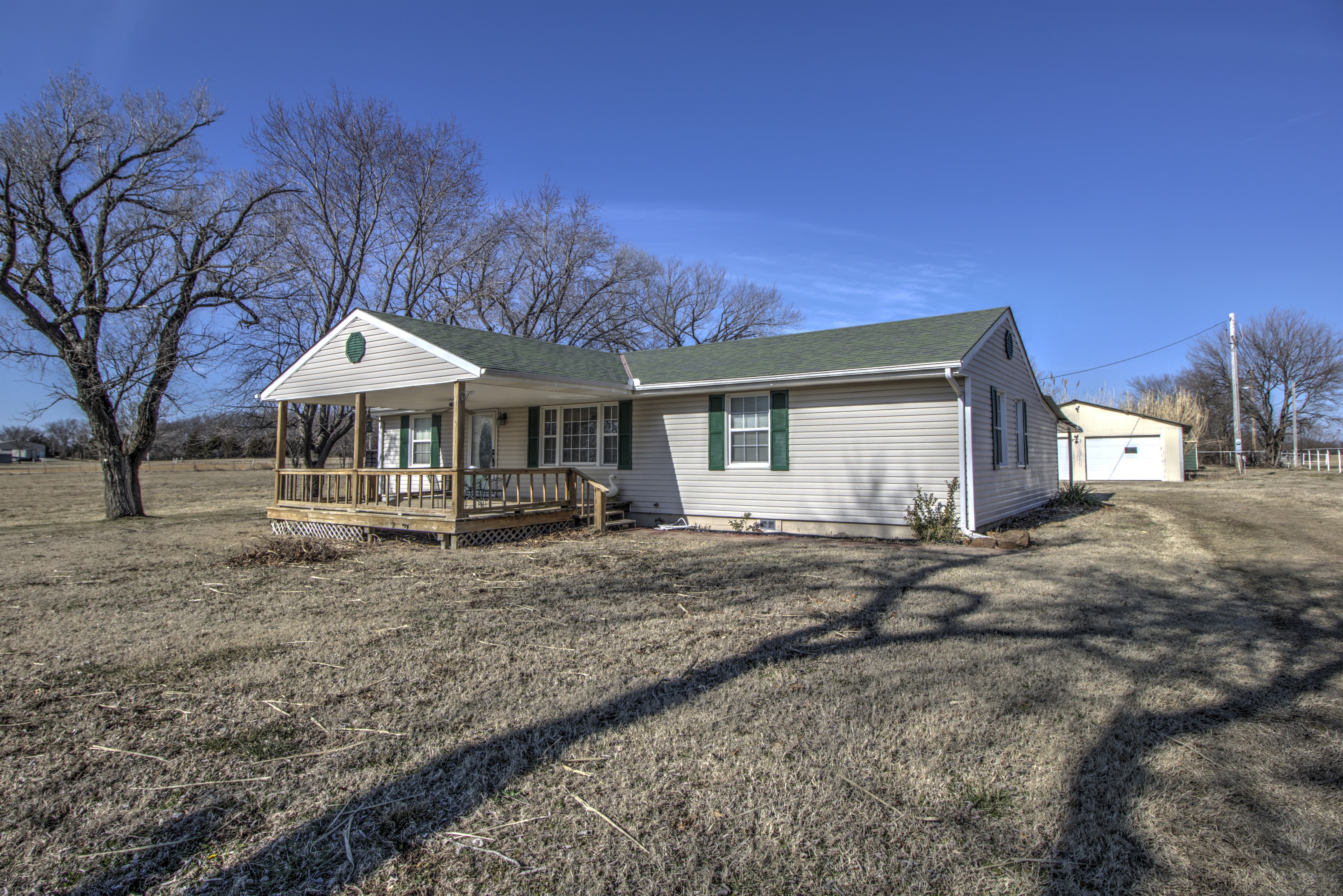 399510 W 1495 County Road Property Photo 1