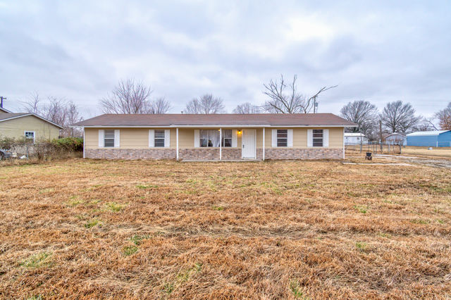 137 S Bryan Street Property Photo 1
