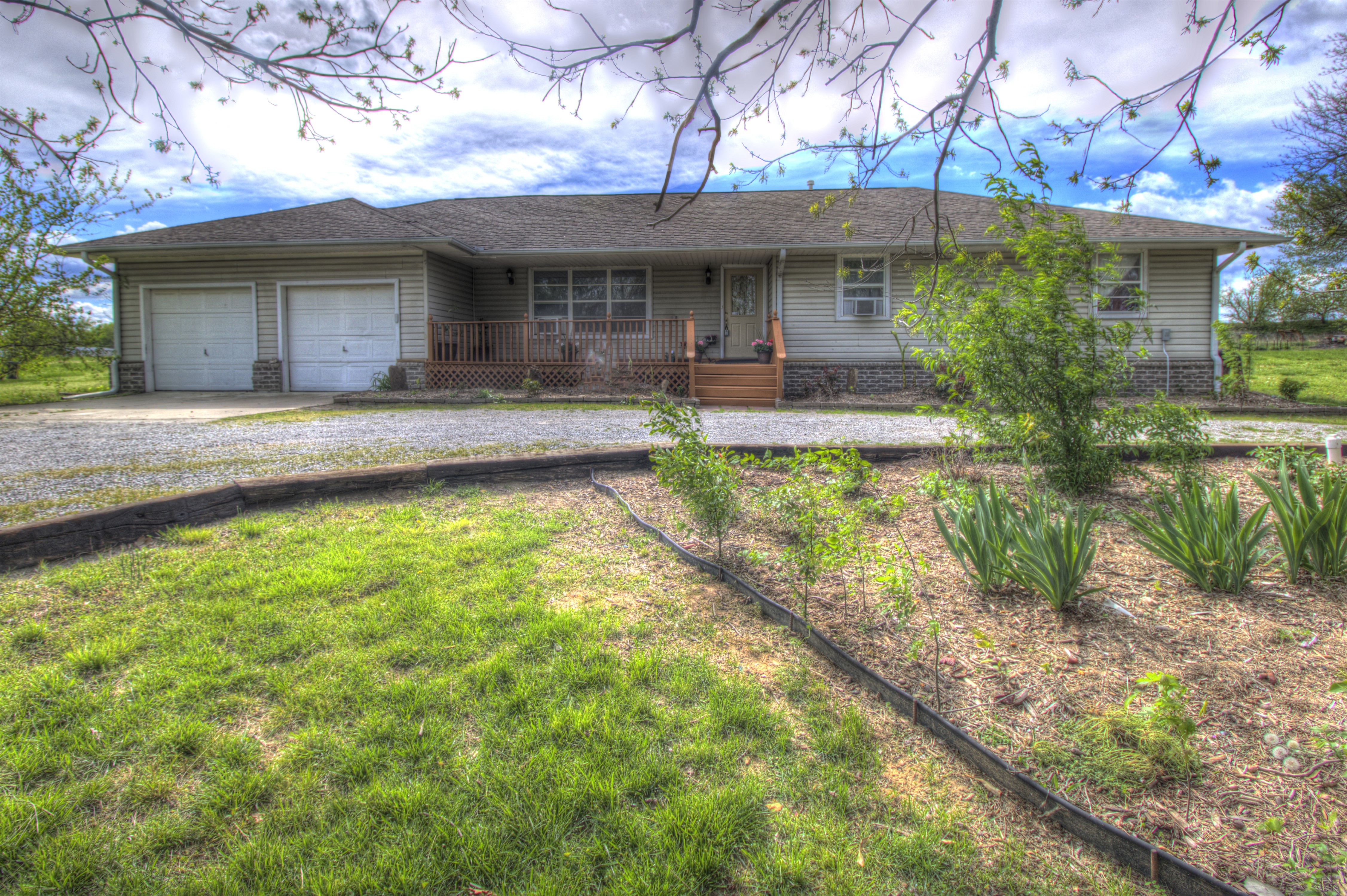 25392 S Hwy 88 Property Photo 1