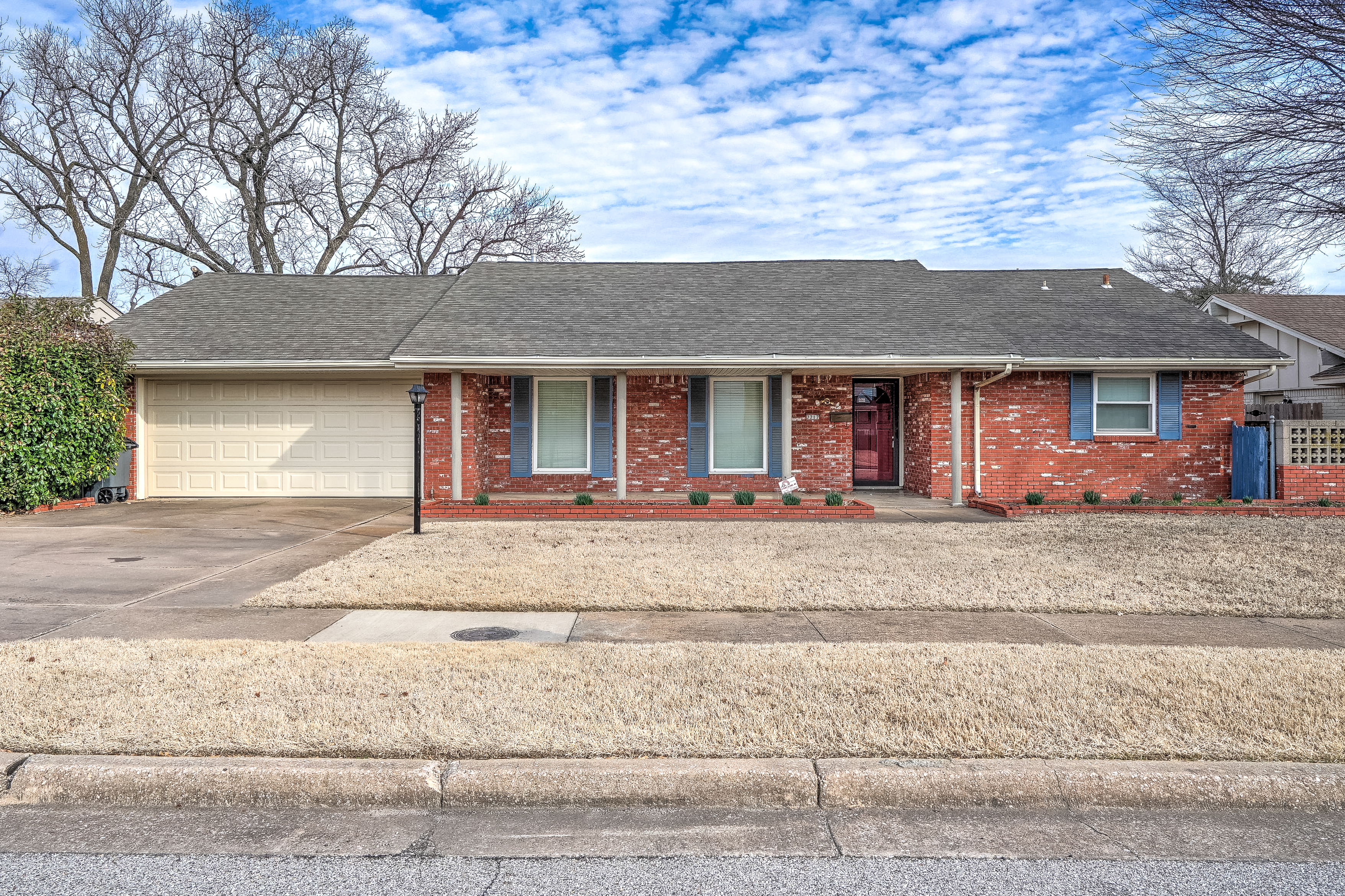 7717 E 53rd Street Property Photo 1