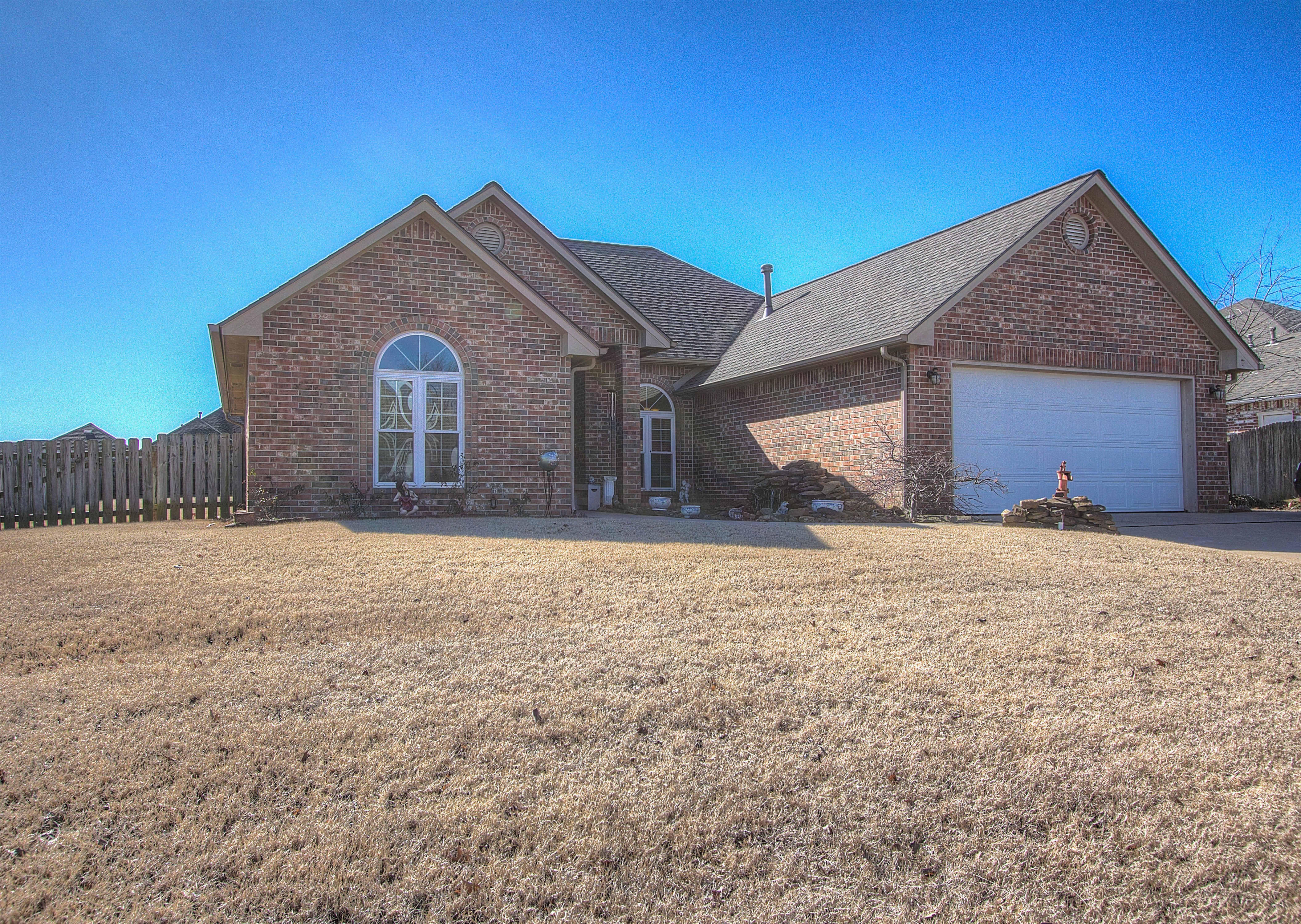 1403 Beecher Street Property Photo