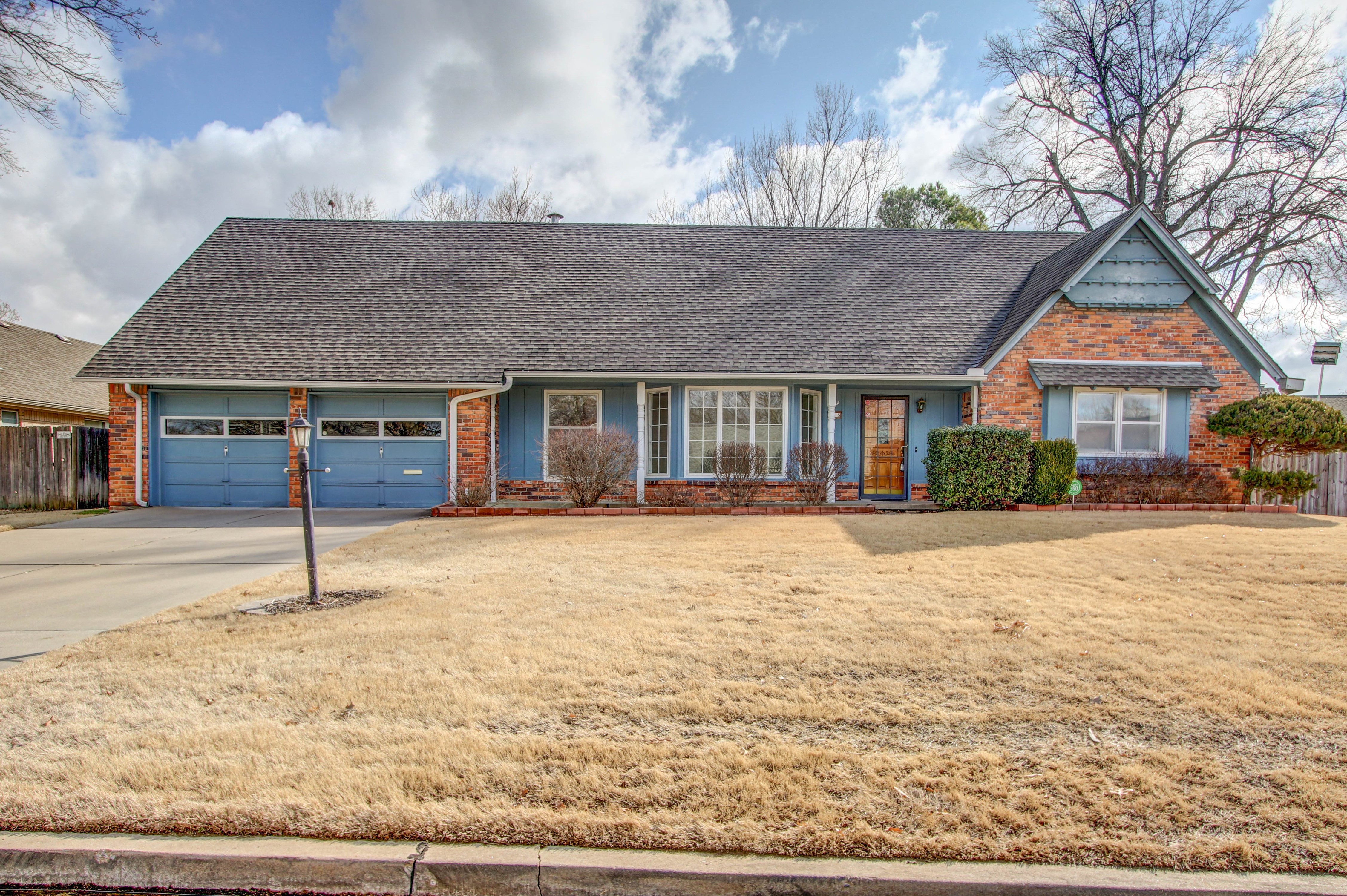 4715 S Irvington Place Property Photo 1