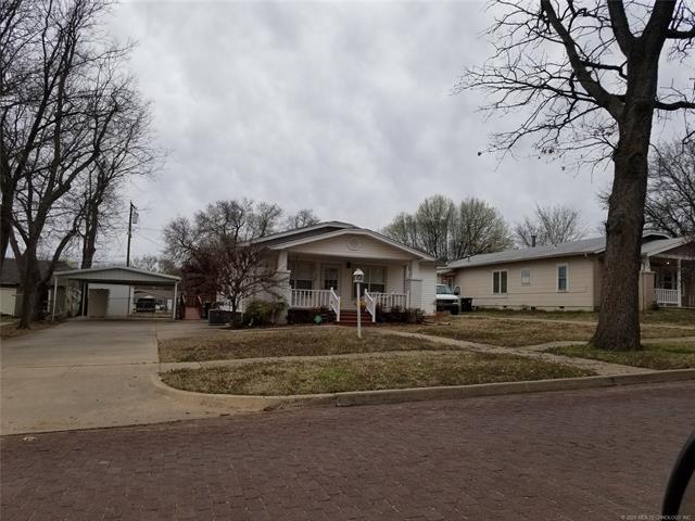 310 W 5th Avenue Property Photo 1