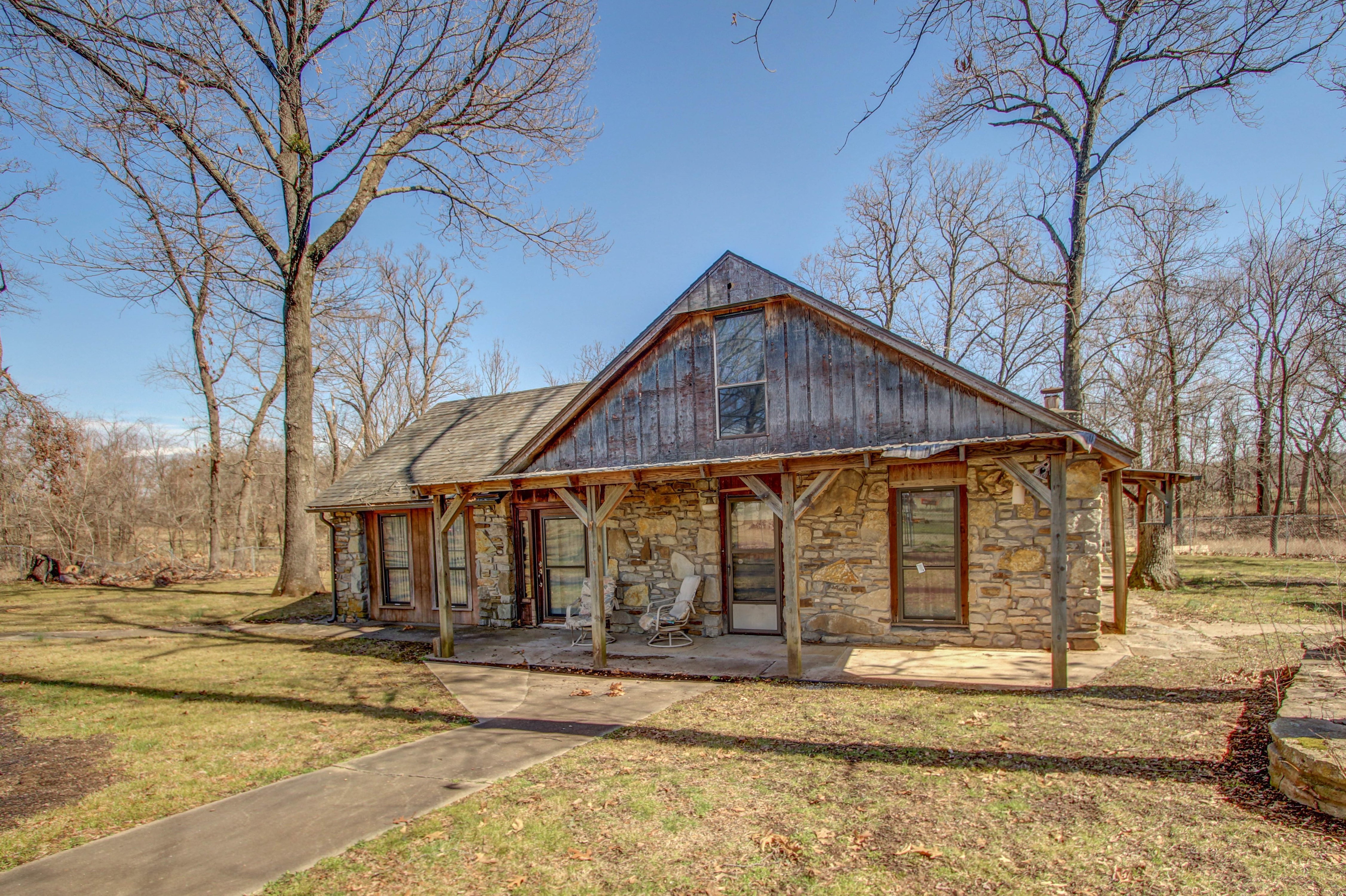 26721 Hwy 100 Property Photo 1