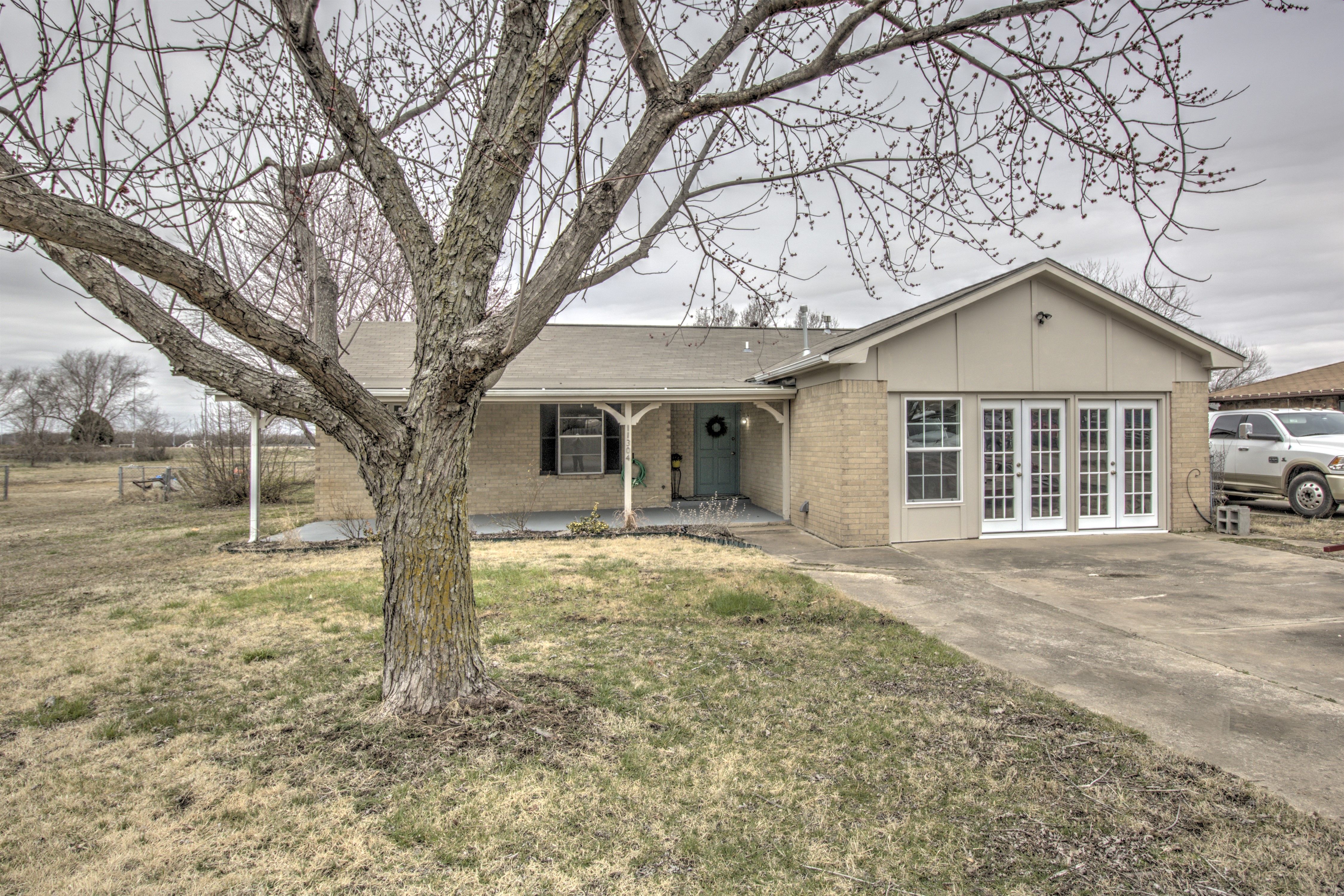 11304 N 106th East Avenue Property Photo 1