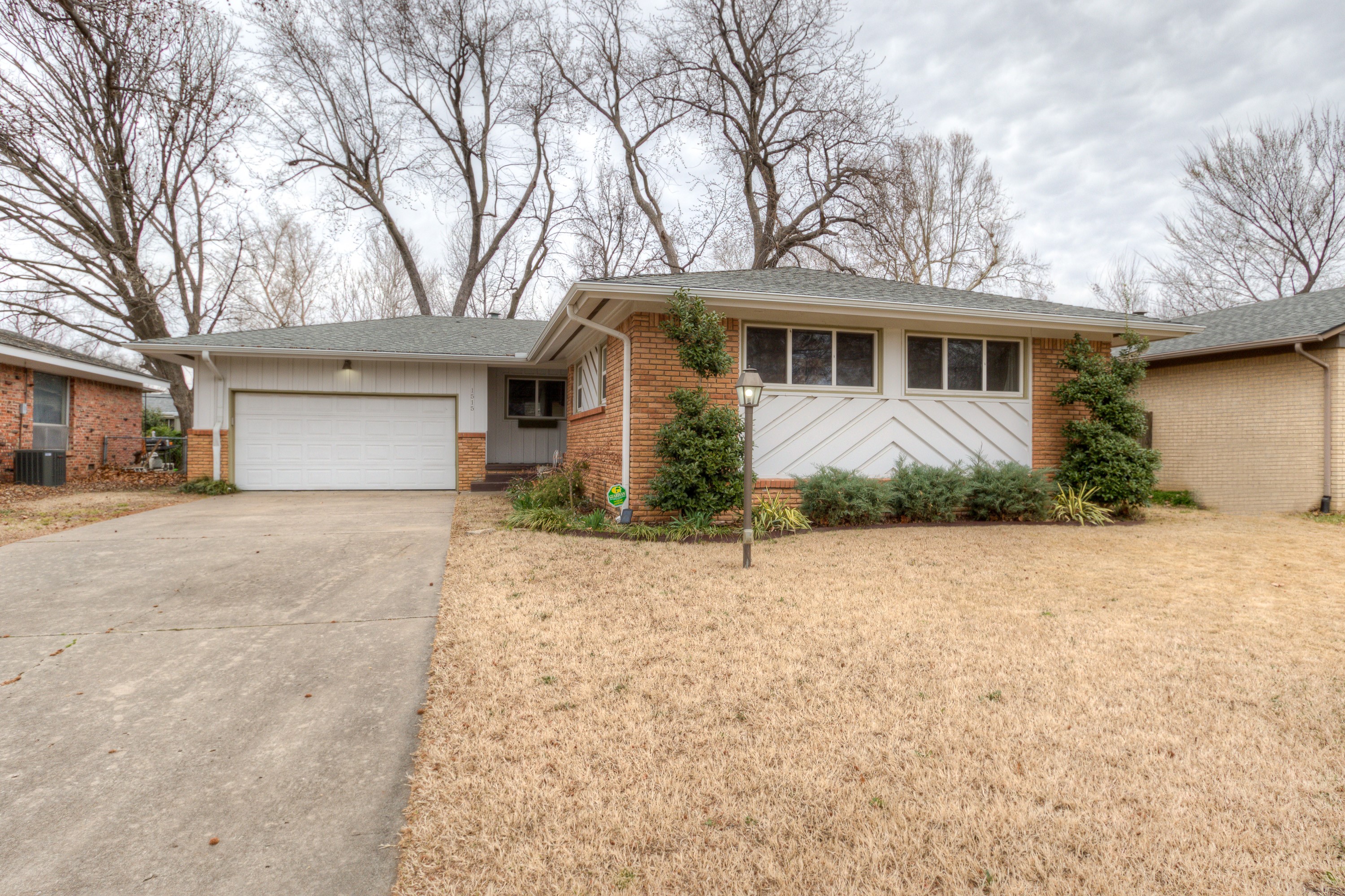 1515 E 60th Street Property Photo 1