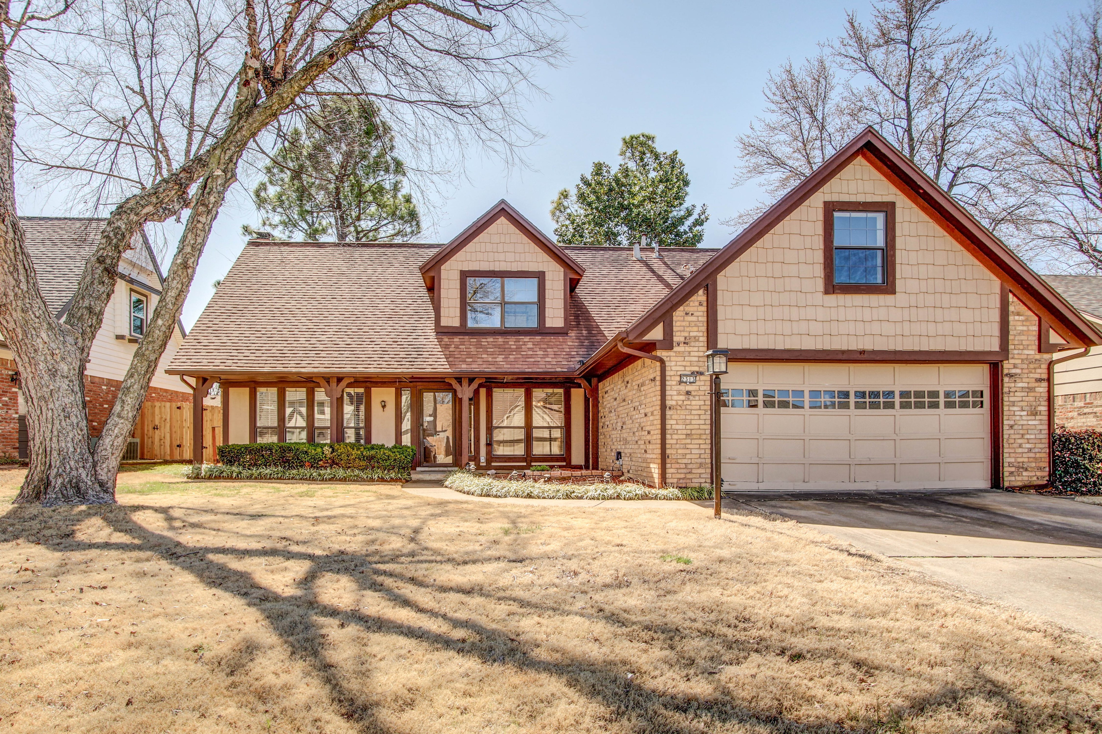2313 W Nashville Court Property Photo 1