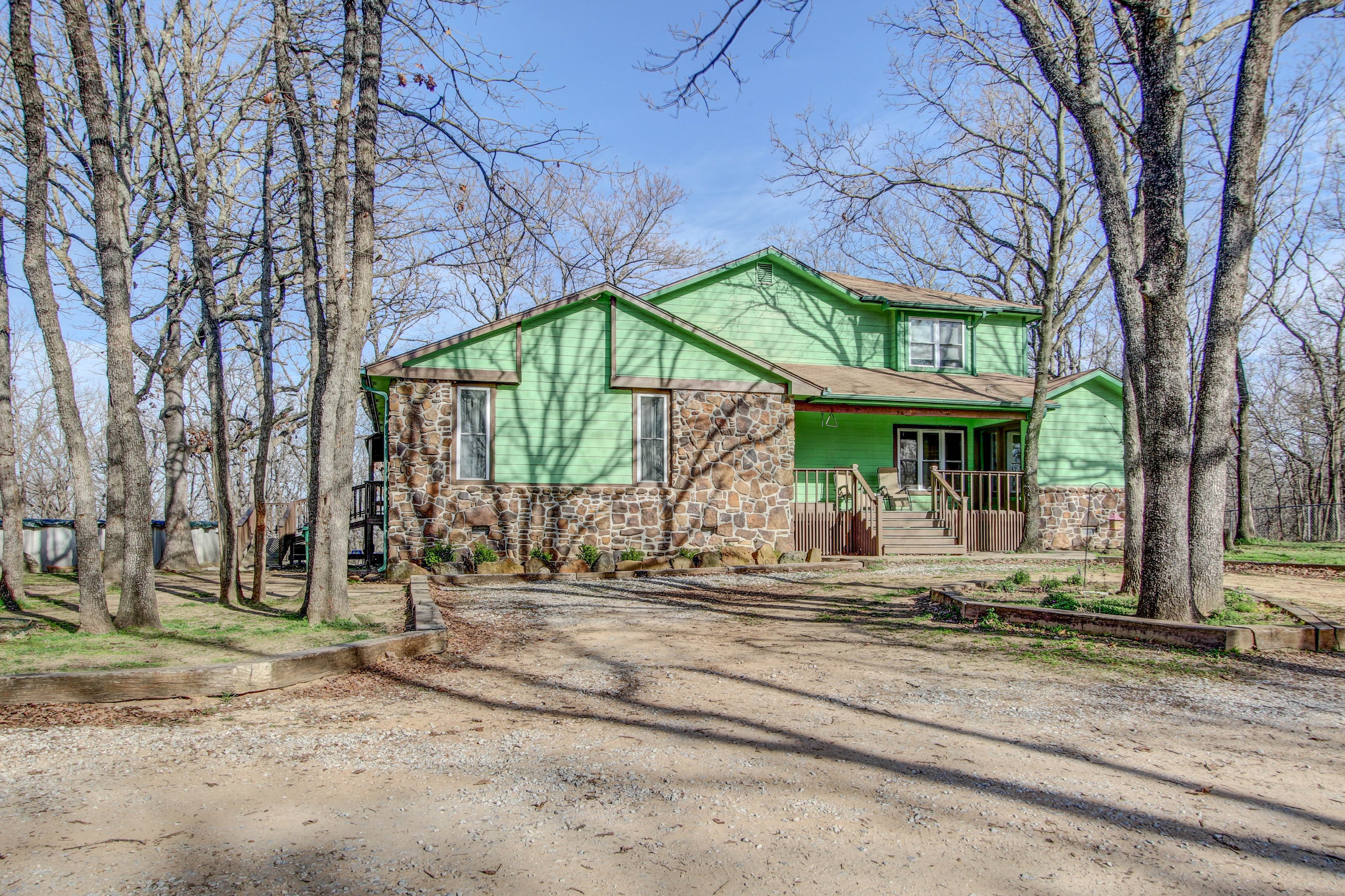 15001 S Peoria Avenue Property Photo 1