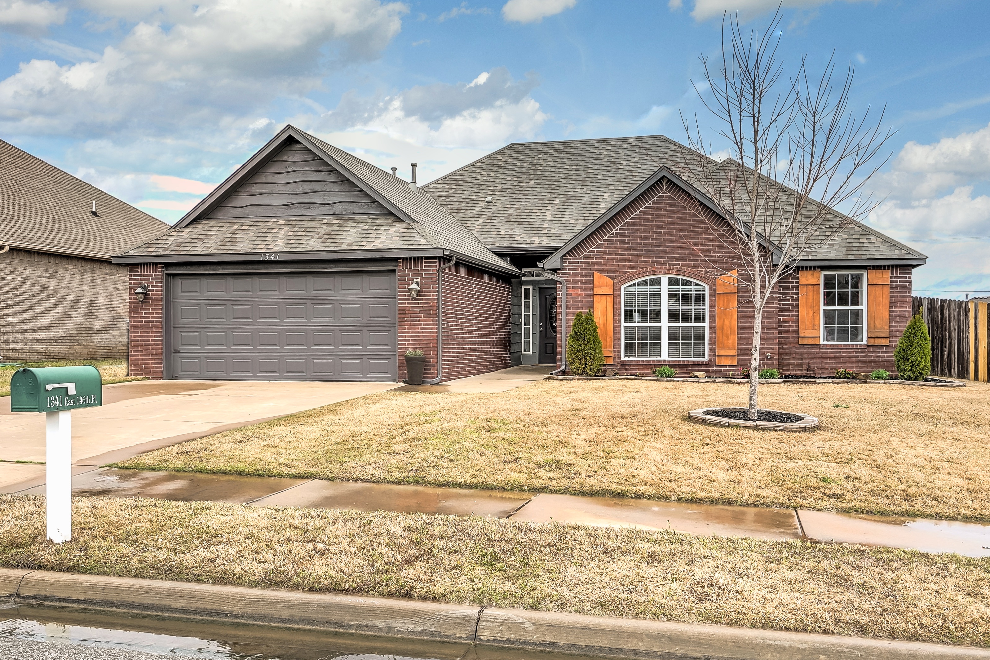 1341 E 146th Place Property Photo 1