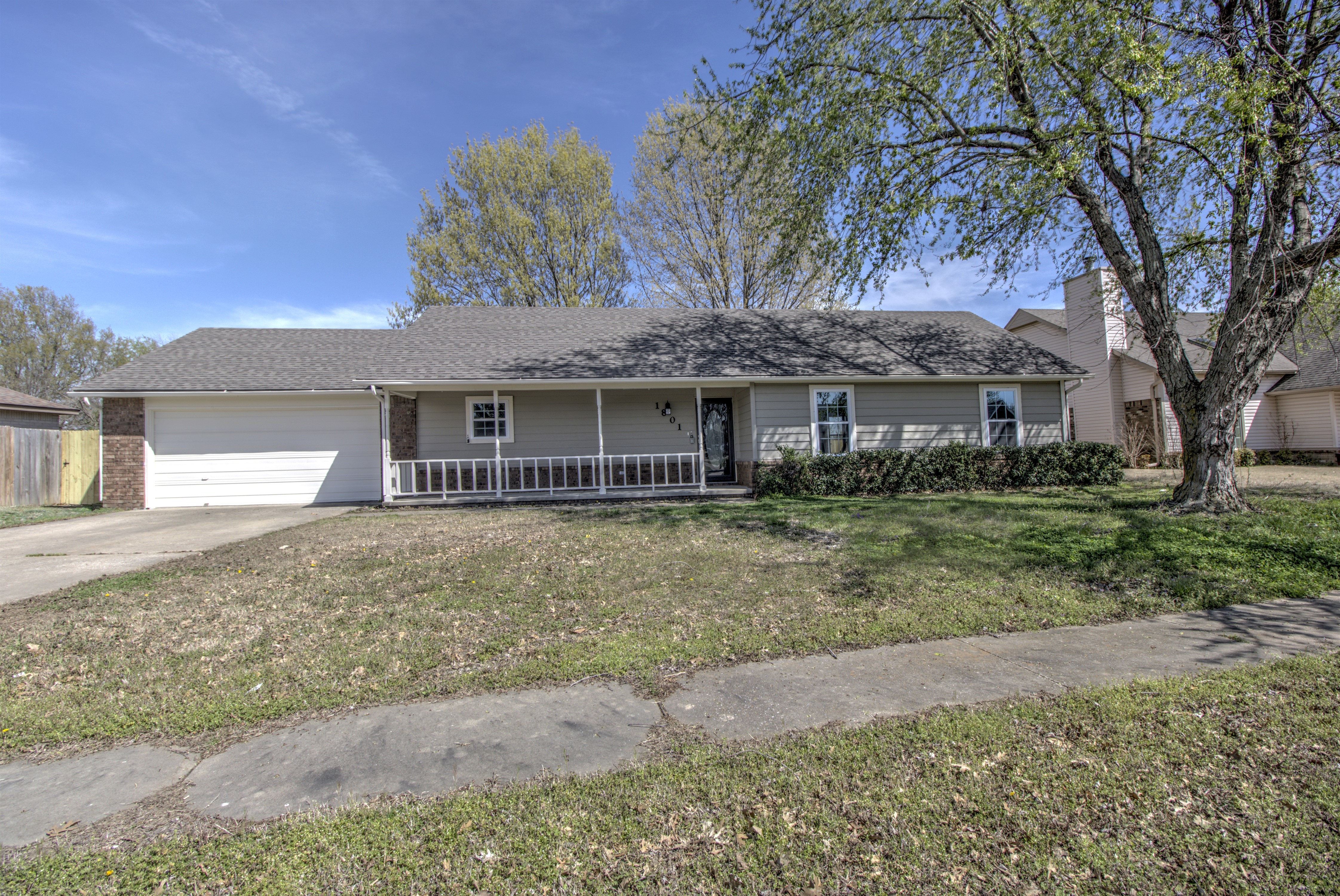 1801 S Oklahoma Street Property Photo 1